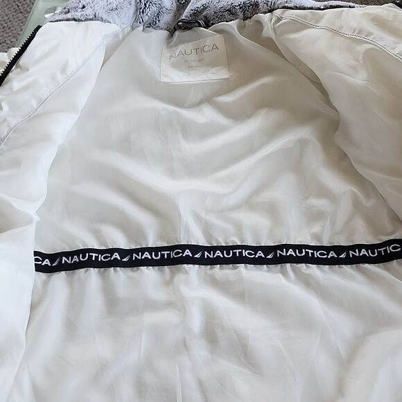 Nautica Down Alternative Jacket - Picture 9 of 13